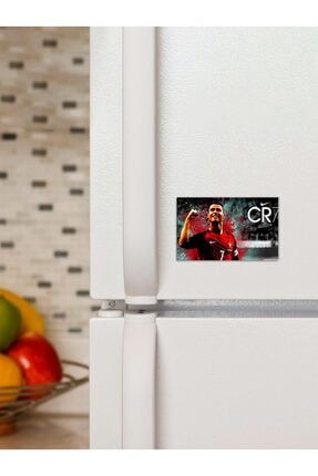 Futbolcu Cristiana Ronaldo Tasarım Süs Dekor 6x9cm Magnet PNRMMGNT1604