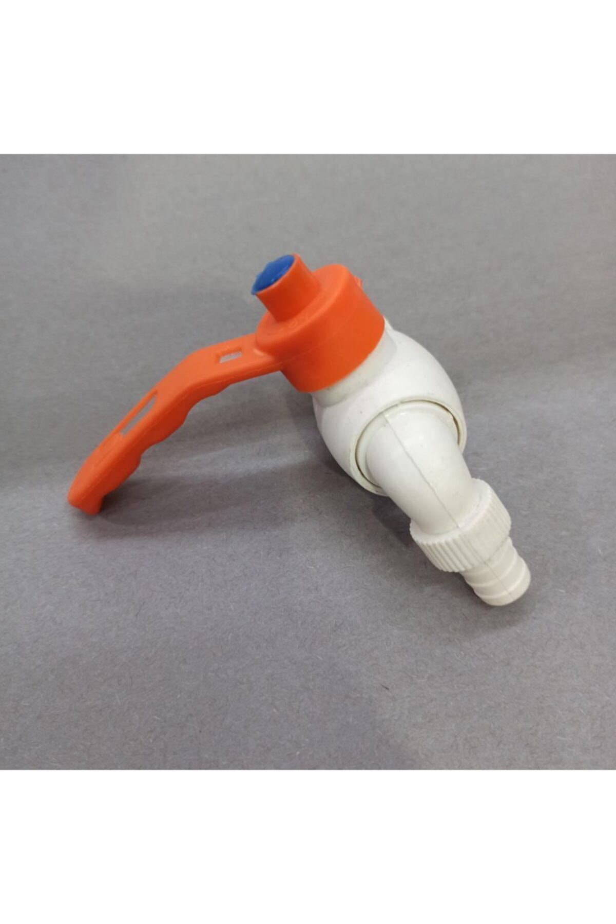 Pirinç Bağlantılı PVC Gövde Hortum Takılabilen Aç-Kapa Özellikli Sulama Musluğu 4