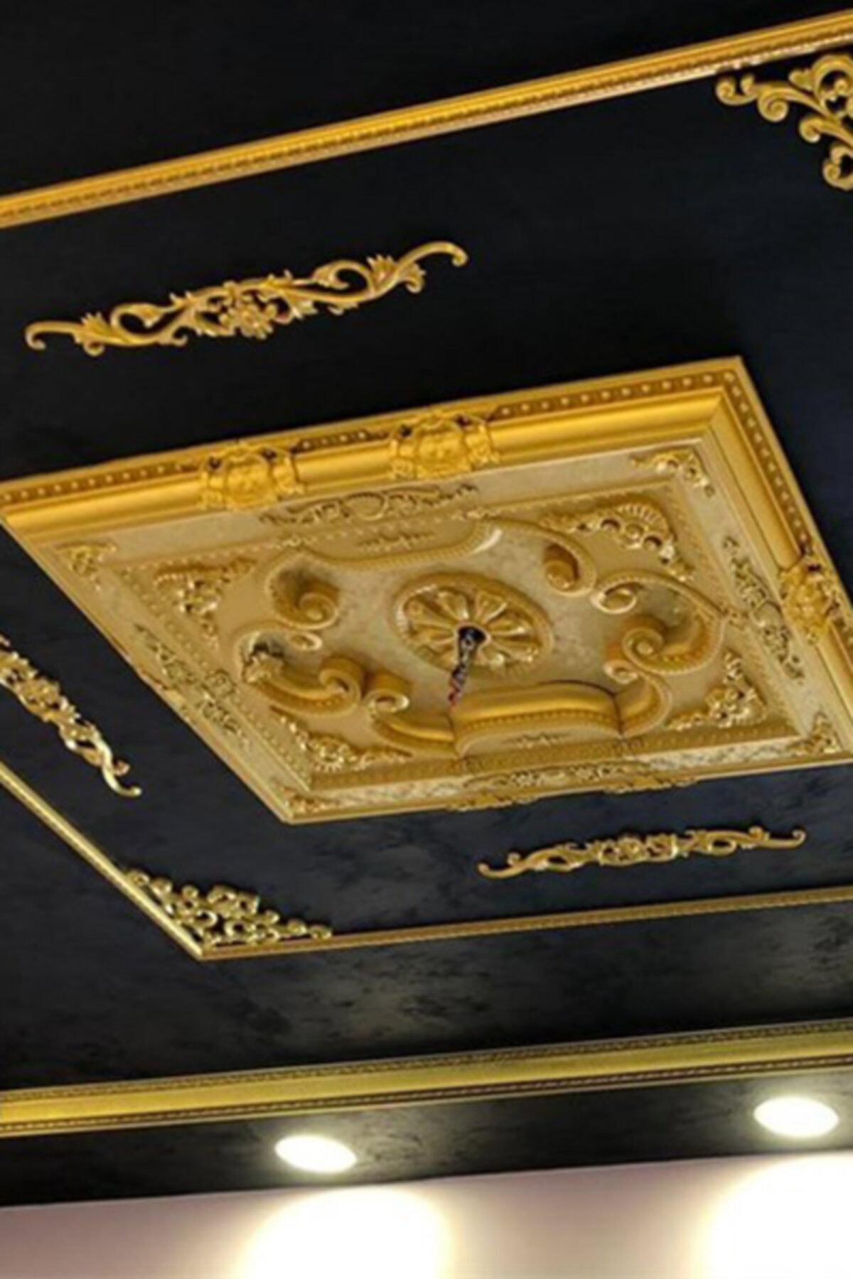 Dekonil Altın Dikdörtgen Saray Tavan 90*120 Cm