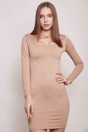 Geniş Sıfır Yaka Uzun Kol Diz Altı Likralı Kumaş Elbise-camel 50108