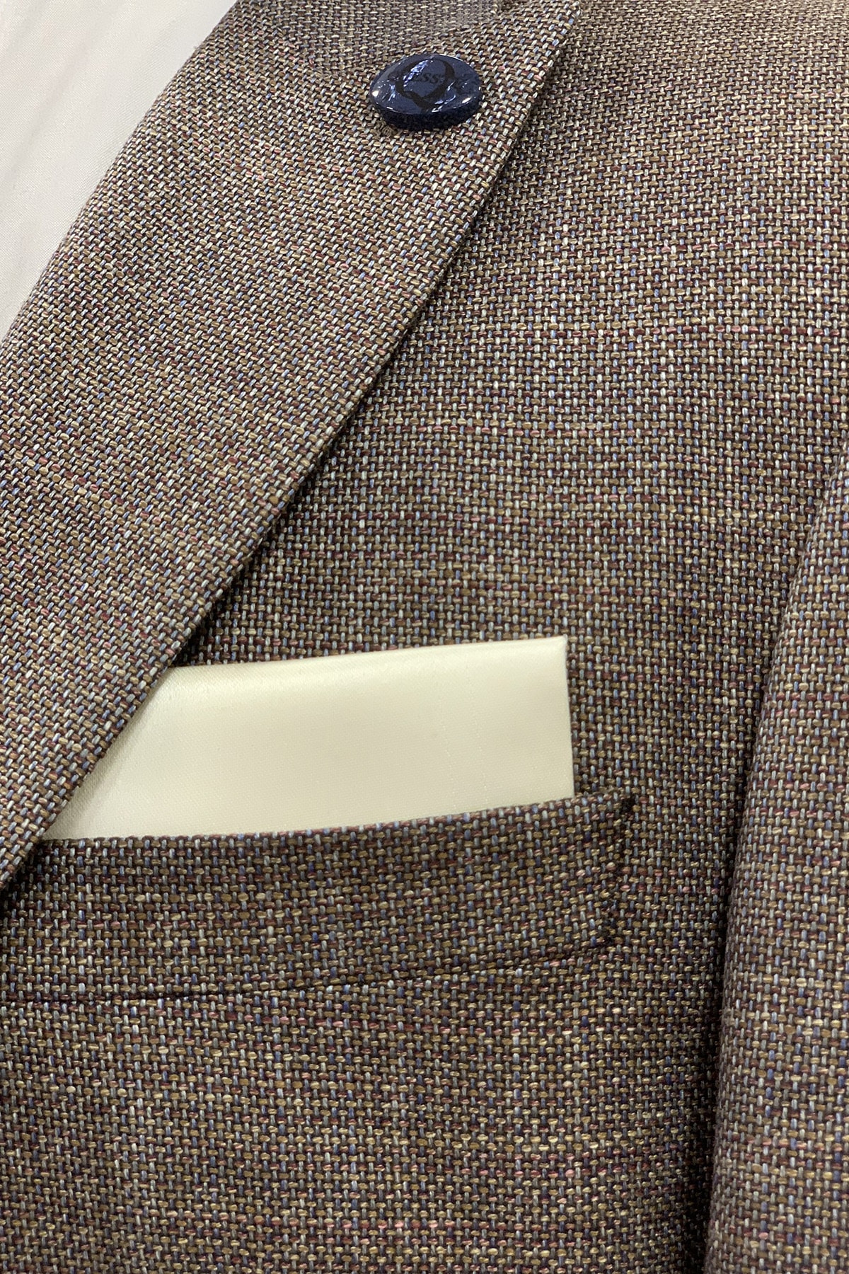 Quesste Accessory Erkek Bej Hazır Katlanmış Cep Yaka Mendili