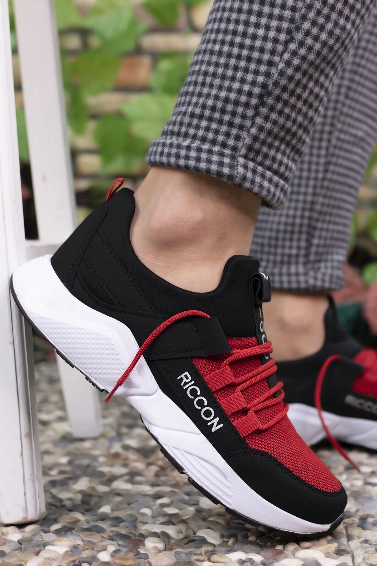 کفش ورزشی یونیسکس مشکی قرمز ریکون Riccon (برند ترکیه)
