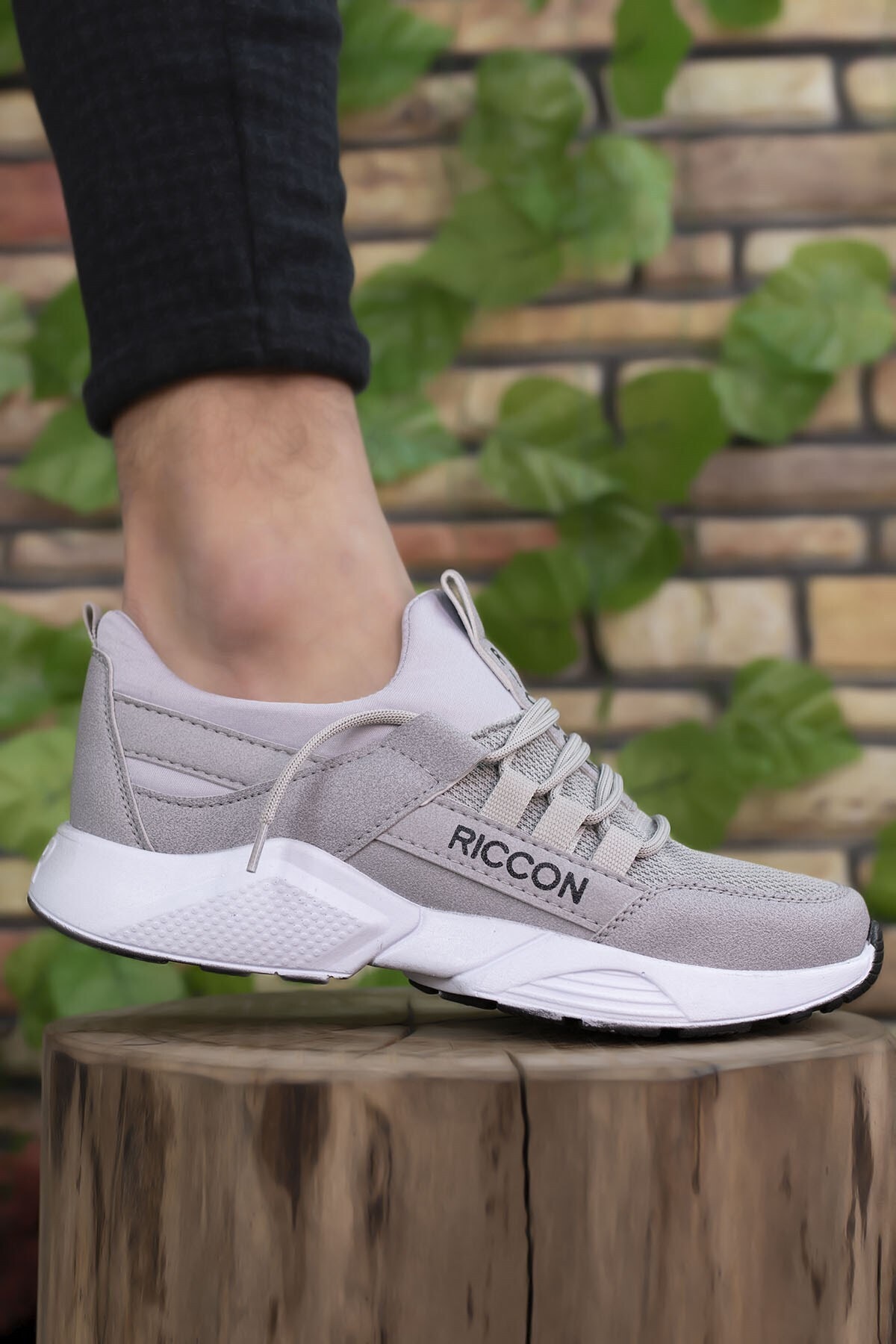 کفش ورزشی بند دار یونیسکس طوسی سفید ریکون Riccon (برند ترکیه)