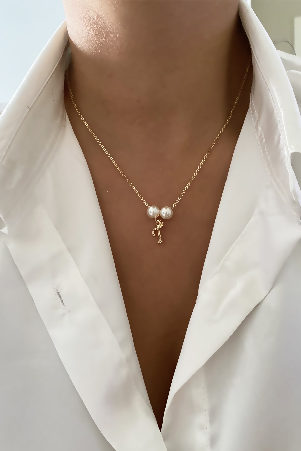 14k Gold and White Diamond Initial Necklace – Chan Luu