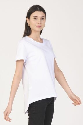 Kadın Beyaz %100 Pamuk Arkası Uzun Comfort Fit T-shirt B21CTP