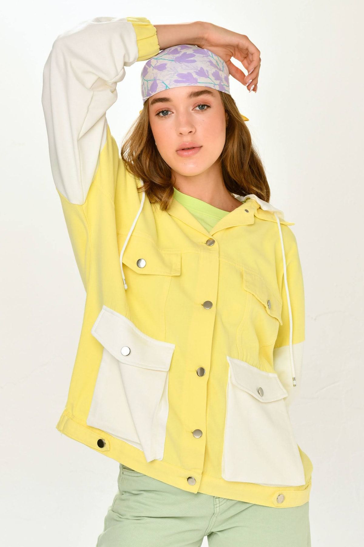 Yellow sales jacket woman