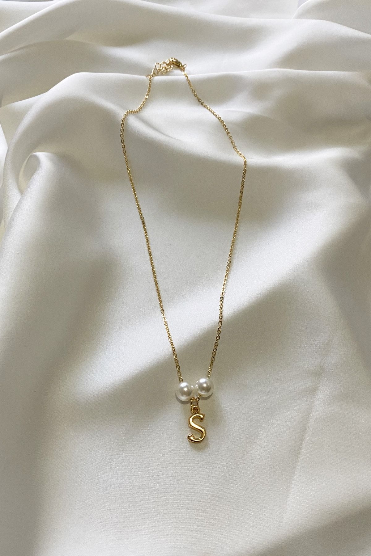 im Design Pearl Detail Letter Necklace Letter S Trendyol