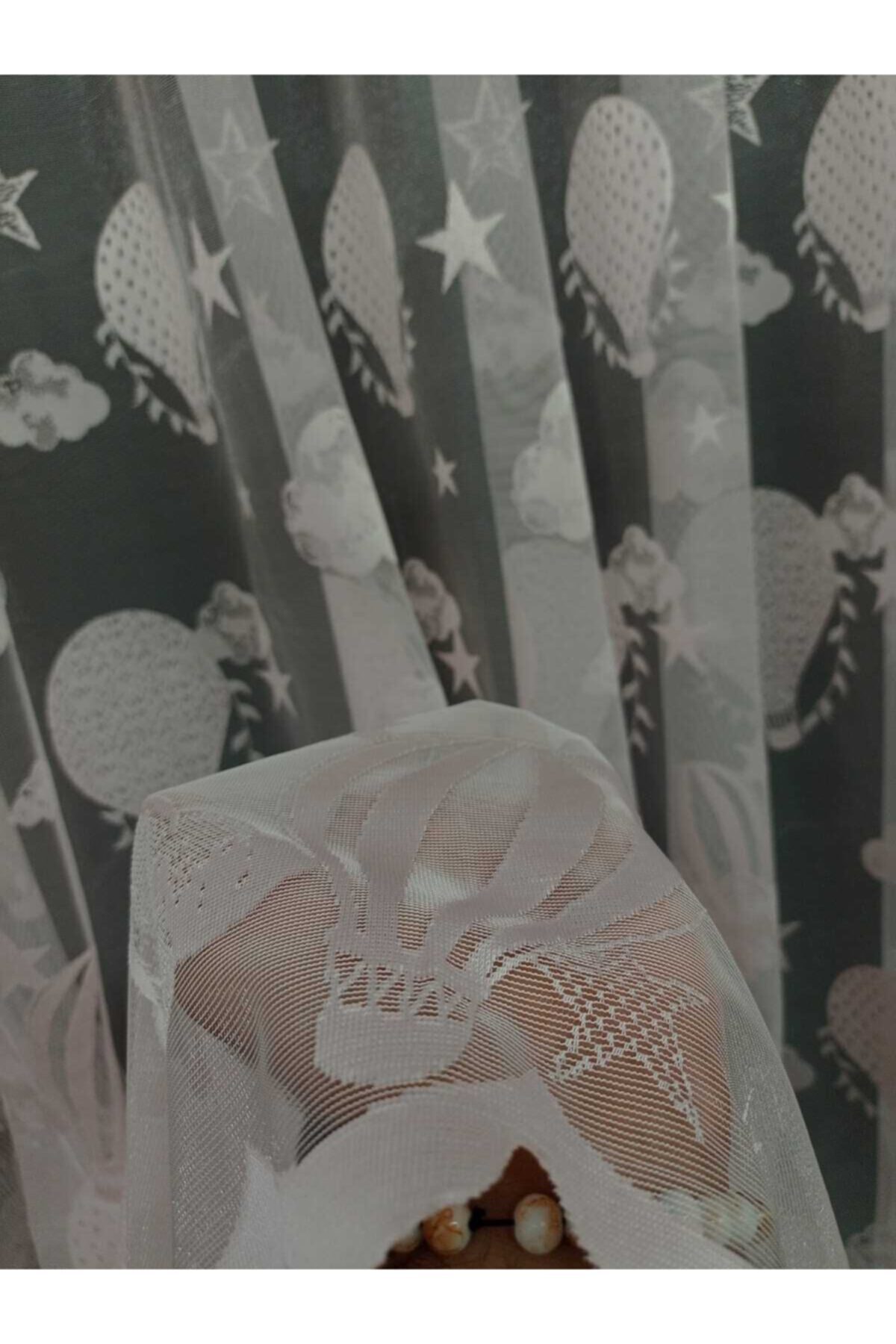 GOGOPERDE Çocuk Odası Uçan Balon Pembe Renk Modern Tül Perde 1/2 Pileli fotoğrafı 2 (önizleme)