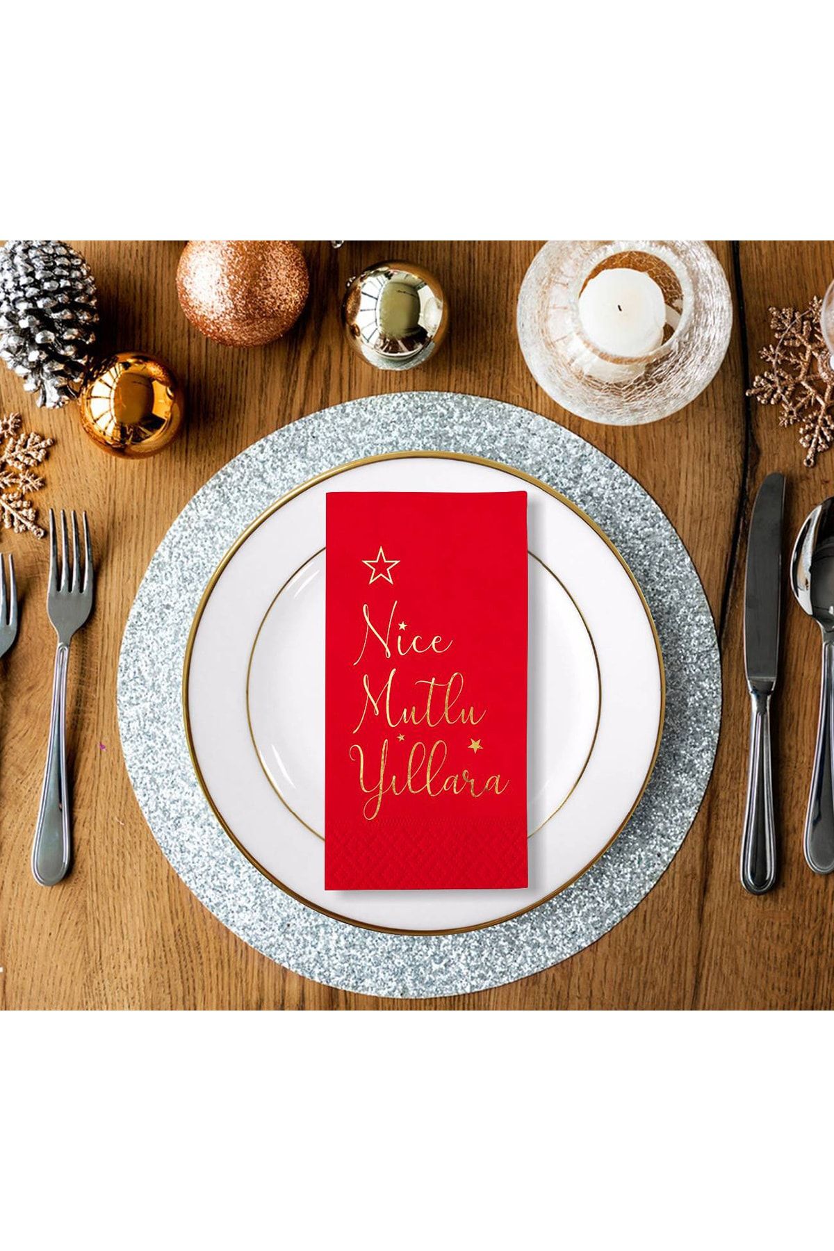 Story-Gold Happy New Year Patterned 16-Piece Red Paper Napkins 3