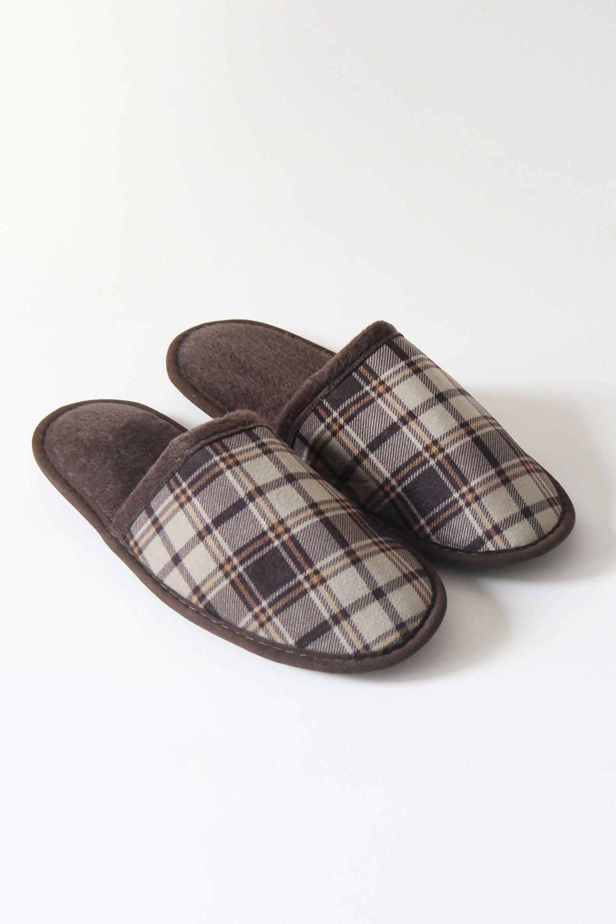 ZAYMODA Plaid Bucket Slippers