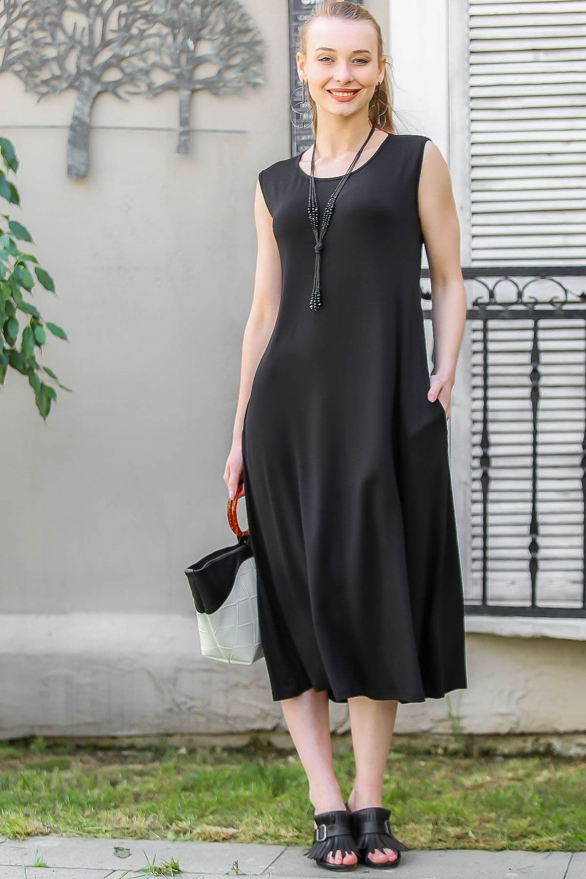 Hidden pocket dress discount