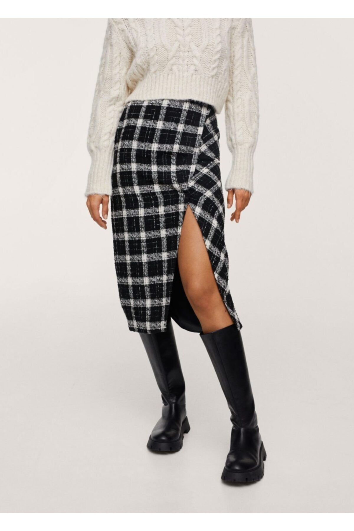complete the look image