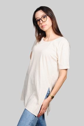 Krem Yırtmaçlı Uzun Pamuklu T-shirt ZVHRT-2201