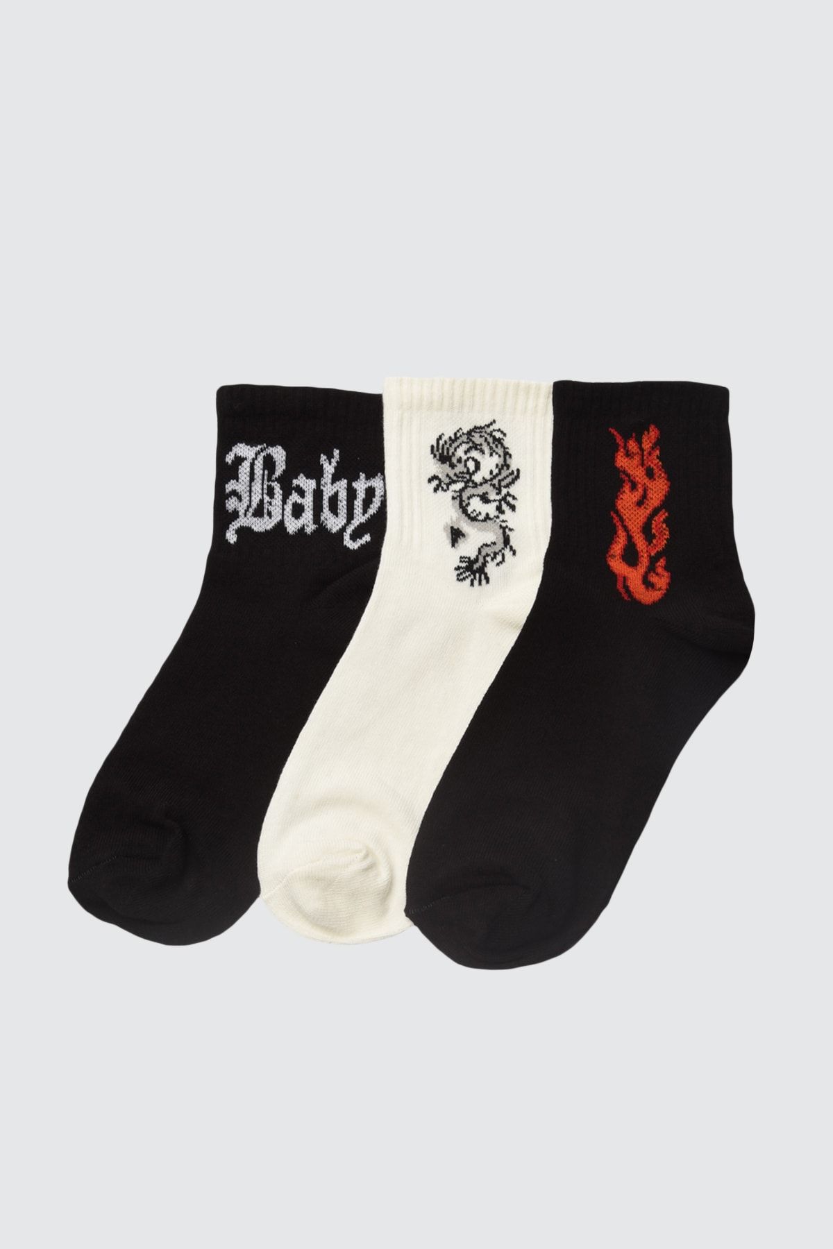 Trendyol Collection Socken Schwarz 3er-Pack Fast ausverkauft