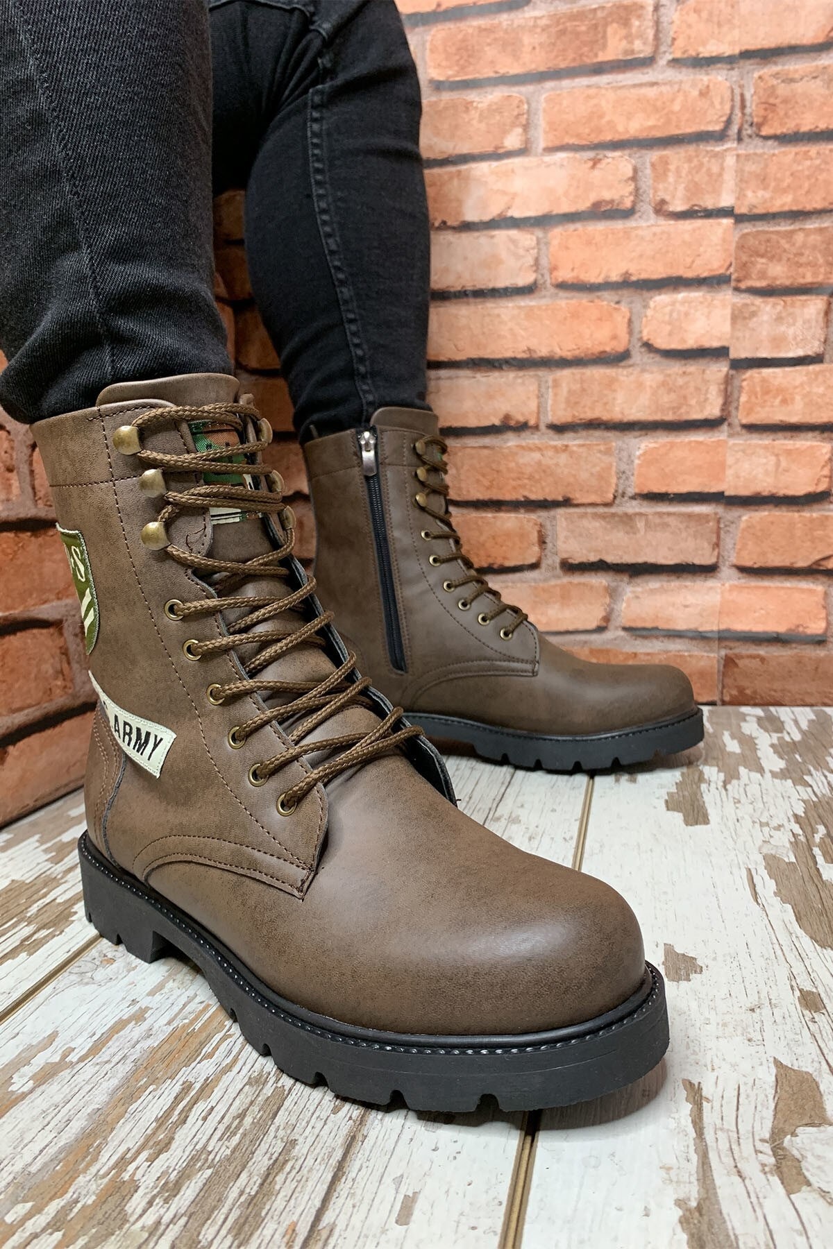 ریکون چکمه و نیم بوت قهوه‌ای مردانه RCN538