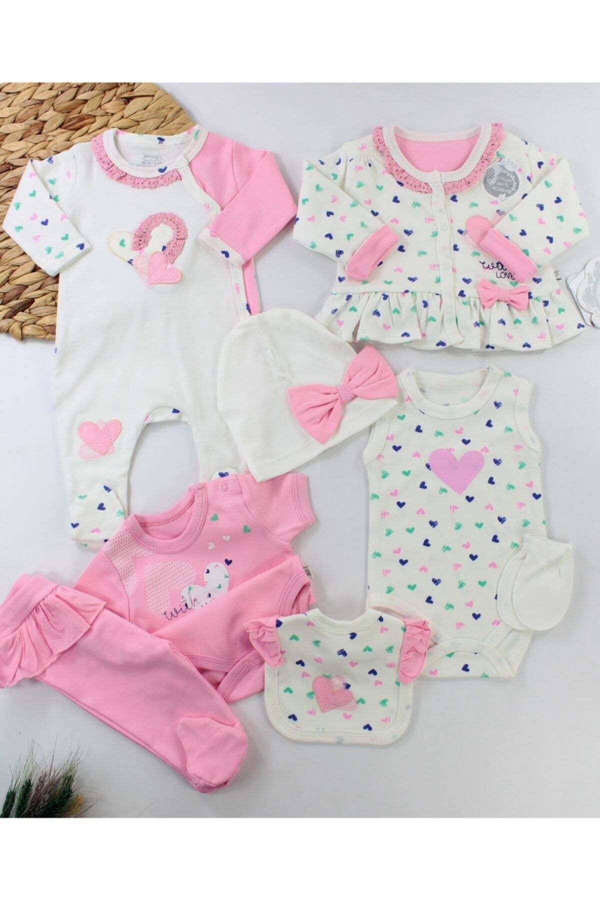 TOFFERS Sevimli Kalpler Kız Bebek Hastane Çıkışı Yeni Doğan 8li Zıbın Set