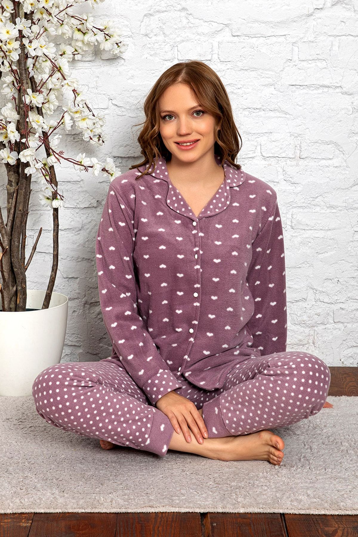 Nisanca Winter Women's Welsoft Fleece Pajama Set - New Year Pajamas -  Trendyol