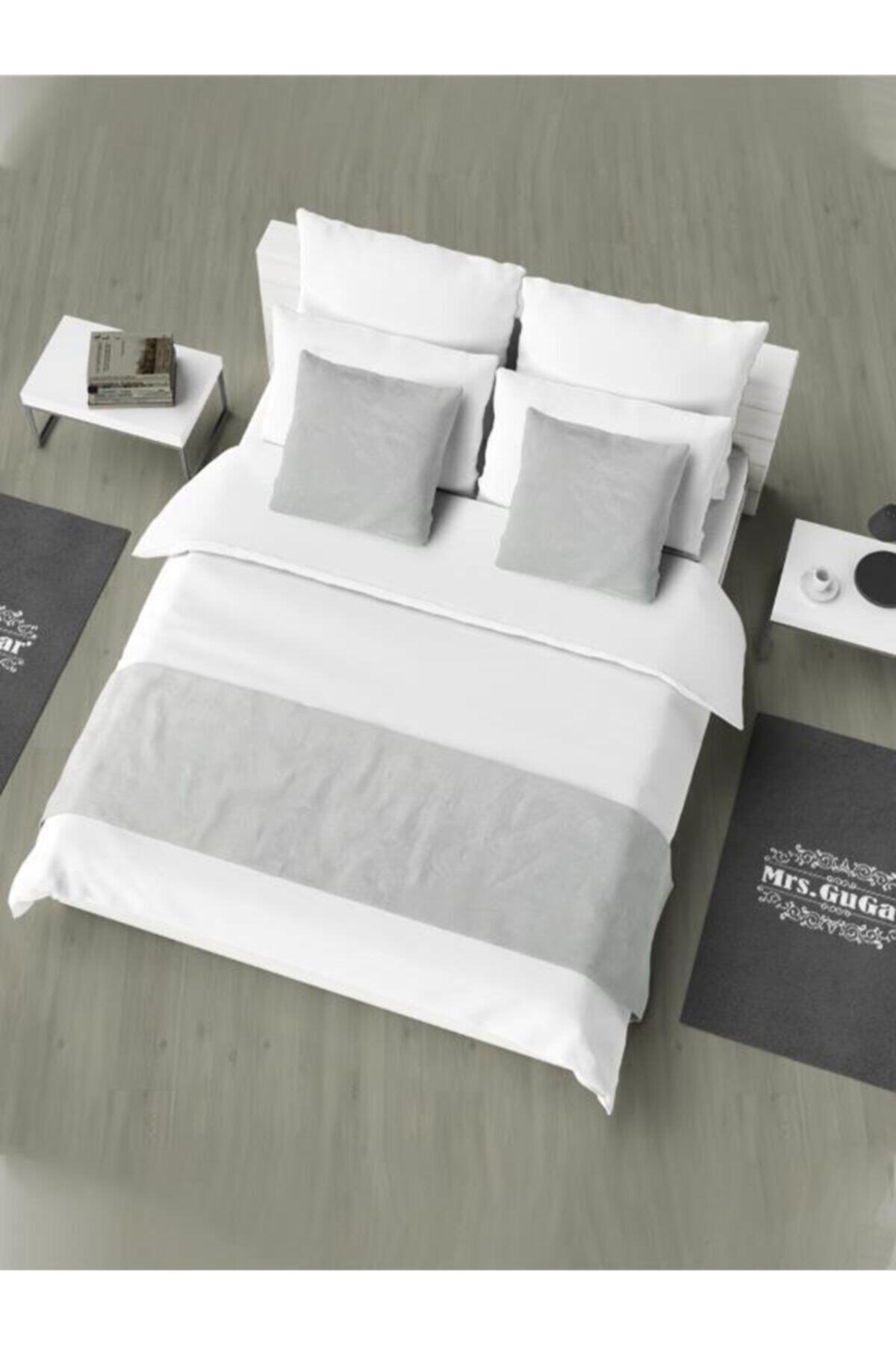 Mrs.Gugar Tek Kişilik Yatak Runner Gri Renkli 43 X 43 Cm Kırlent Kılıfı