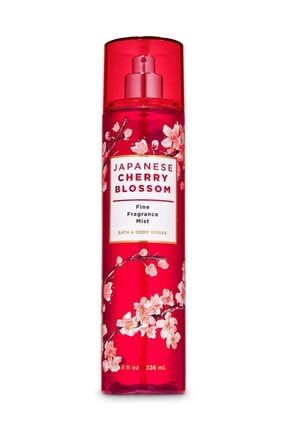 Japanese Cherry Blossom Vücut Spreyi 8 oz / 236 mL BBW24642171