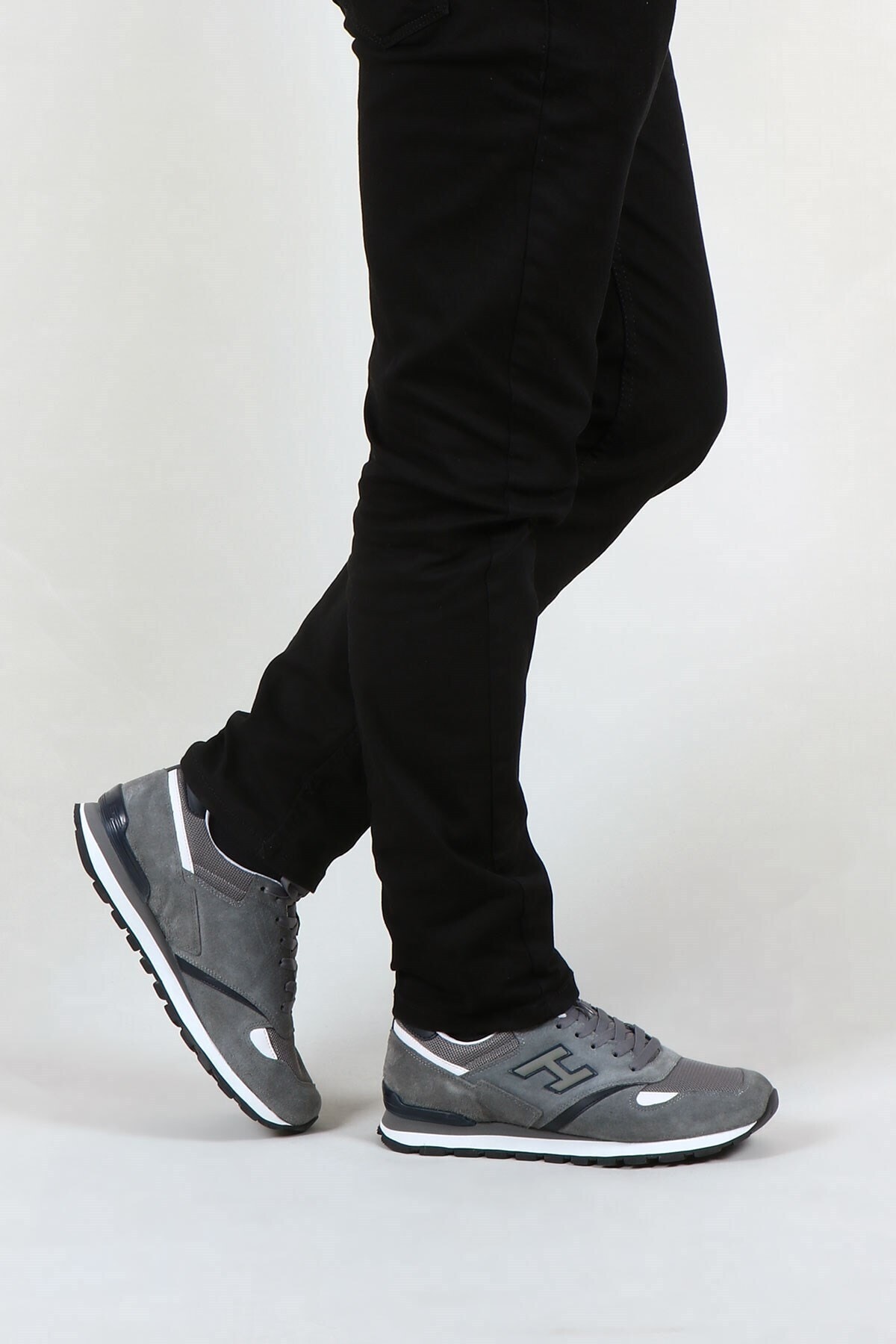 کفش ورزشی مردانه Almera 20355-m Griv6 Hammer Jack