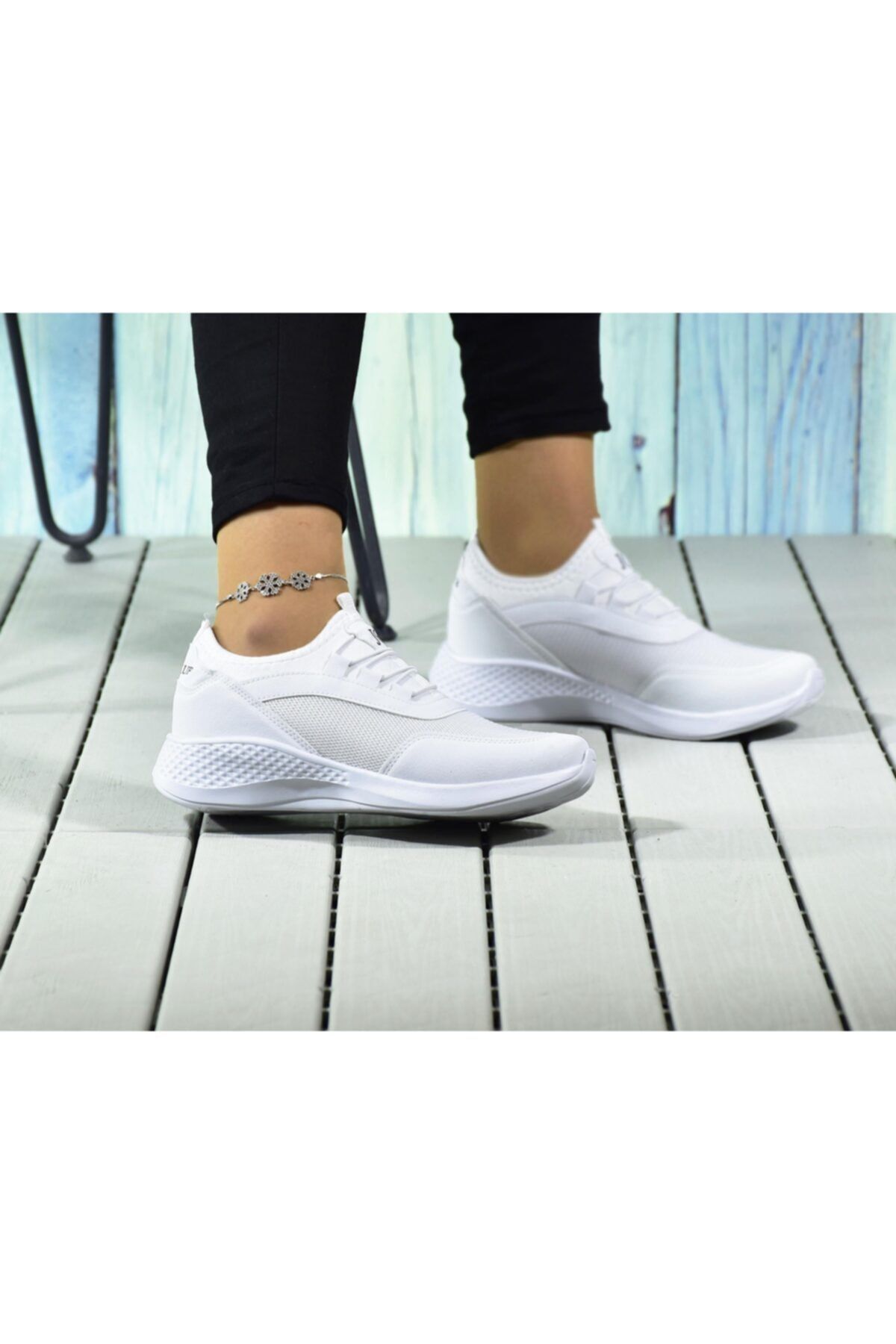 Skechers odesa deals
