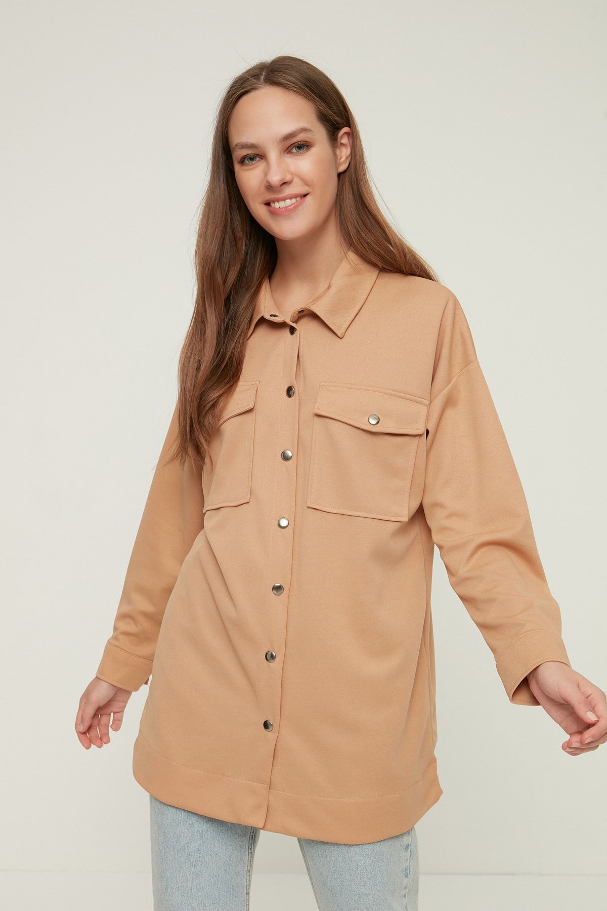 Trendyol Modest Jacke Beige Regular Fit Fast ausverkauft