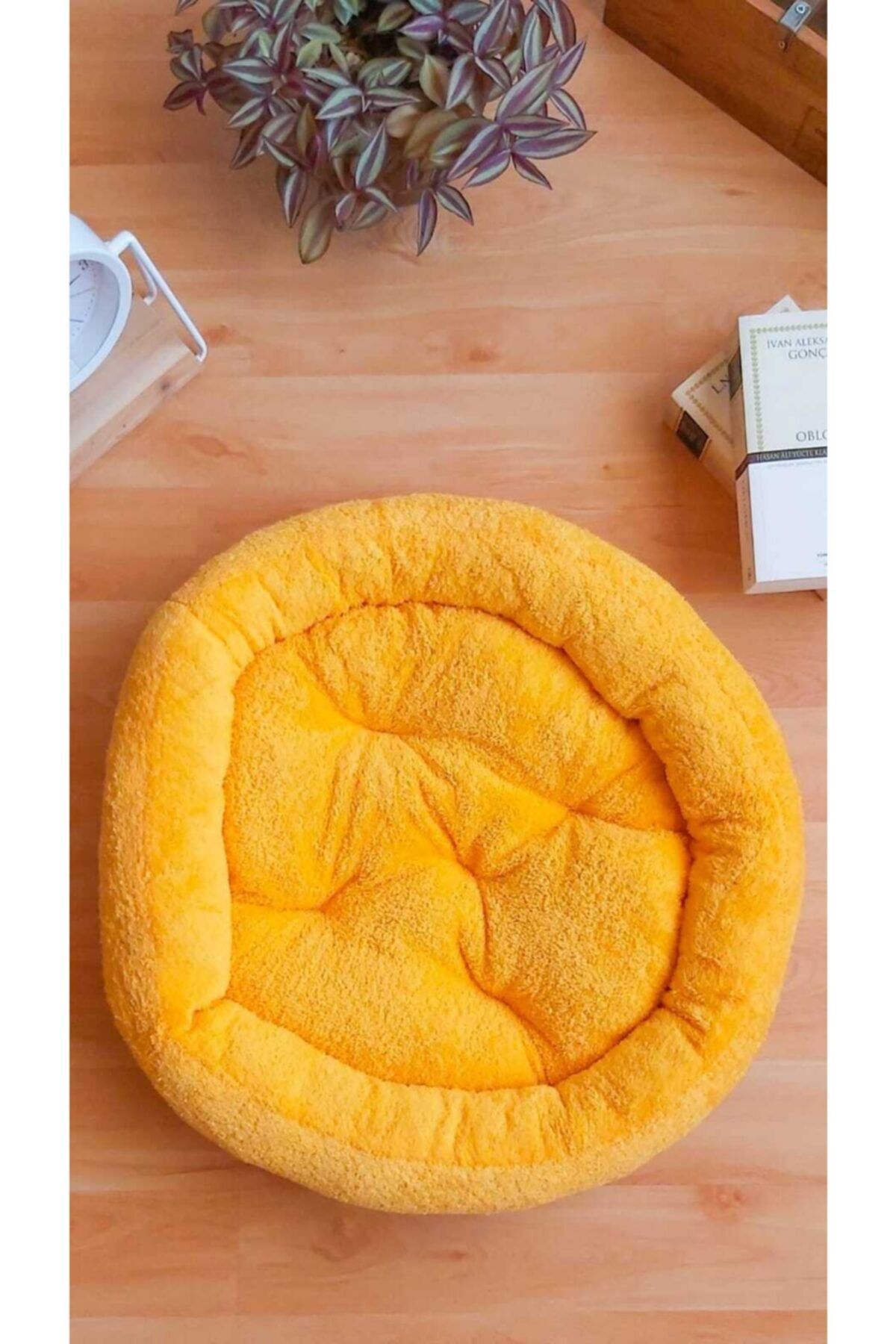 Ponchik Peluş Kedi Köpek Yatağı Sarı Simit Kedi Yatağı