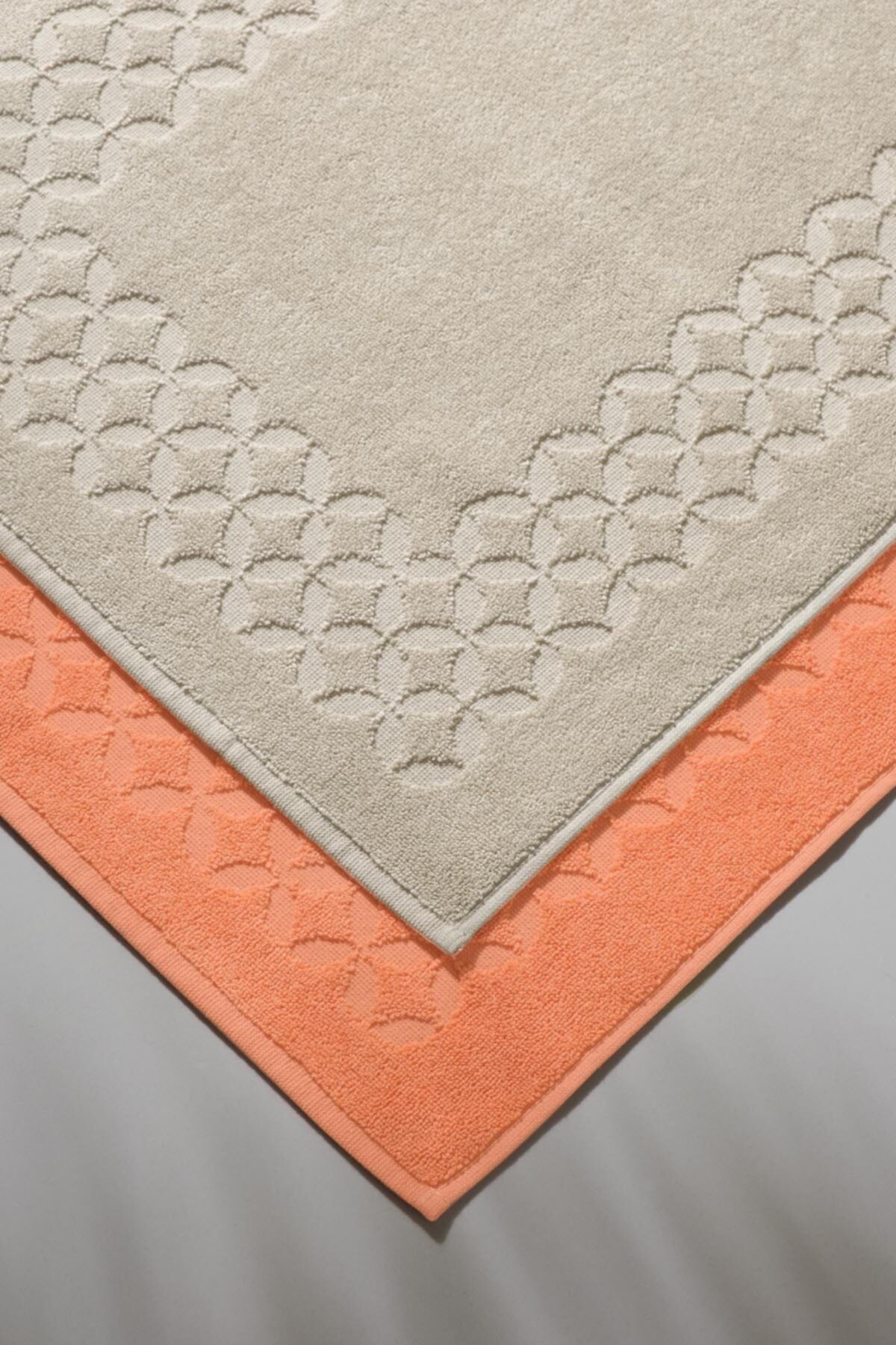 حوله نارنجی بیسکی Bathmat Desert نرم افزاری فوق العاده ، مدرن 100 ٪ پنبه 50x75cm. پا حمام COTTONMANIA