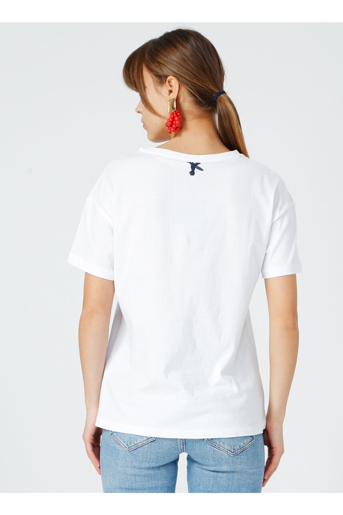 Kadın Beyaz Bisiklet Yaka T-shirt