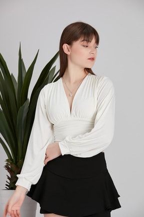 Kadın Kırık Beyaz V Yaka Jarse Crop Bluz ATLAS-6713-21