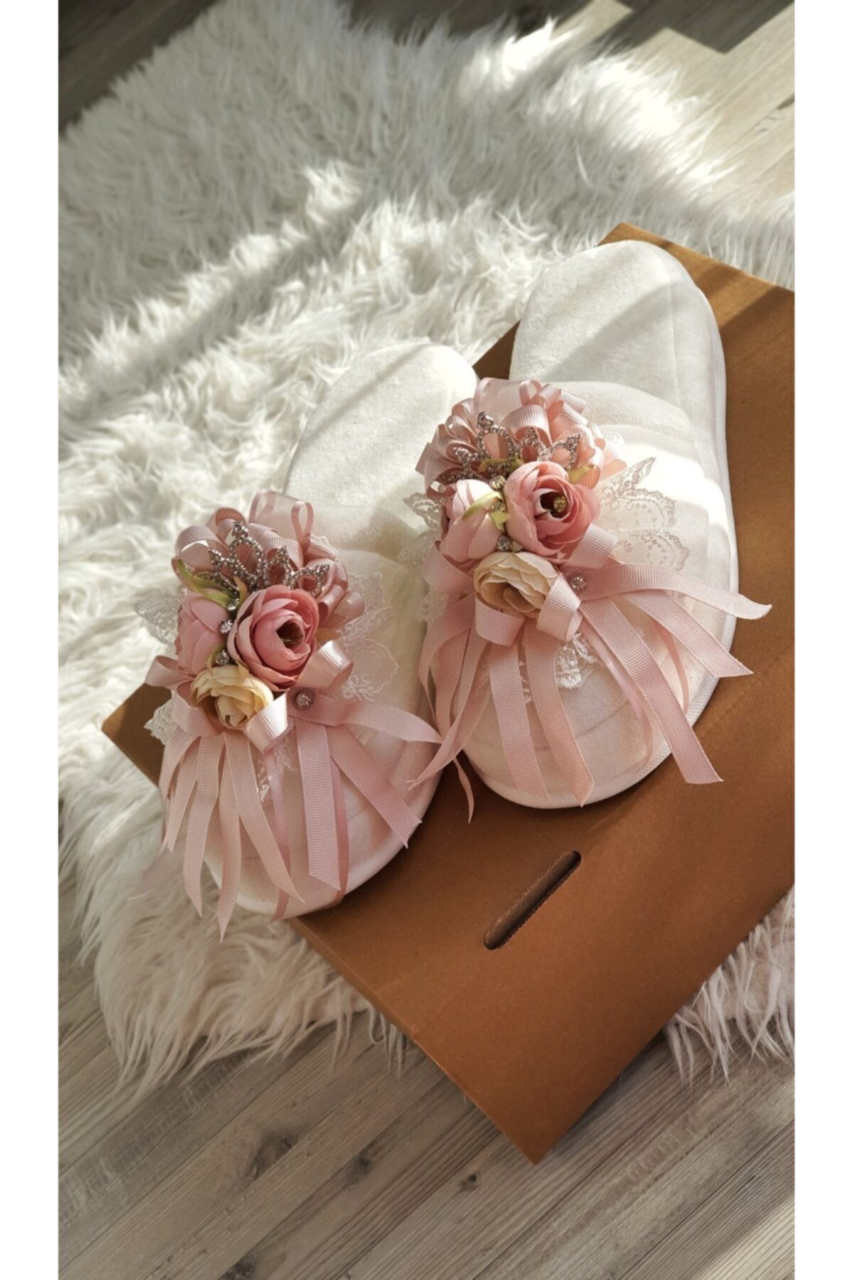 Brooch slippers new arrivals