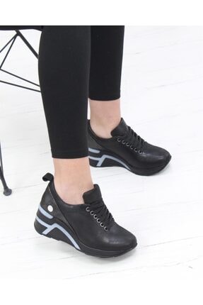Picture of 140 Siyah Simli Hakiki Deri Dolgu Topuk Kadın Ayakkabı