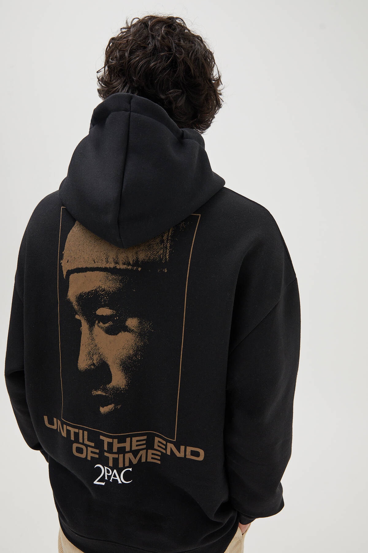 tupac hoodie pull and bear