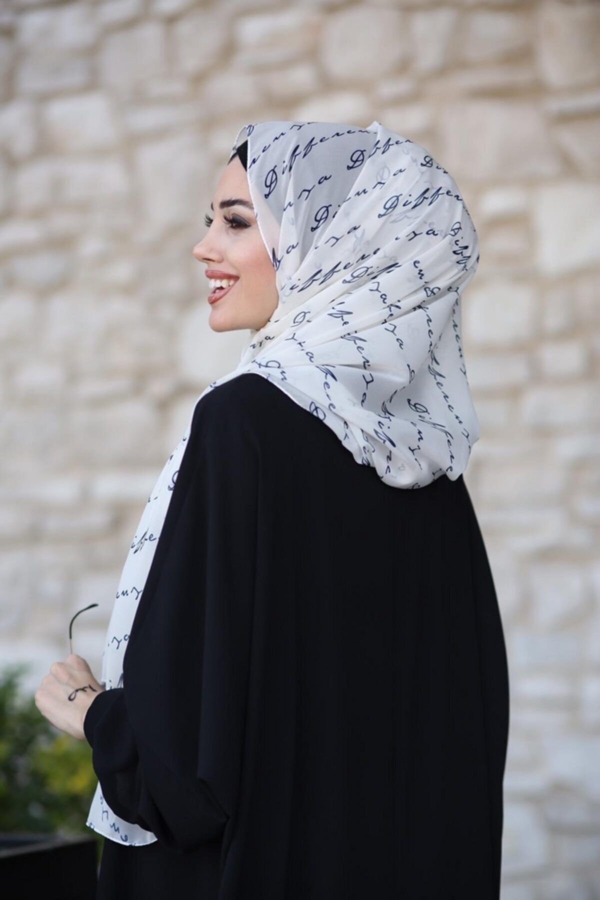 Differenza-شعار شال إكرو 2
