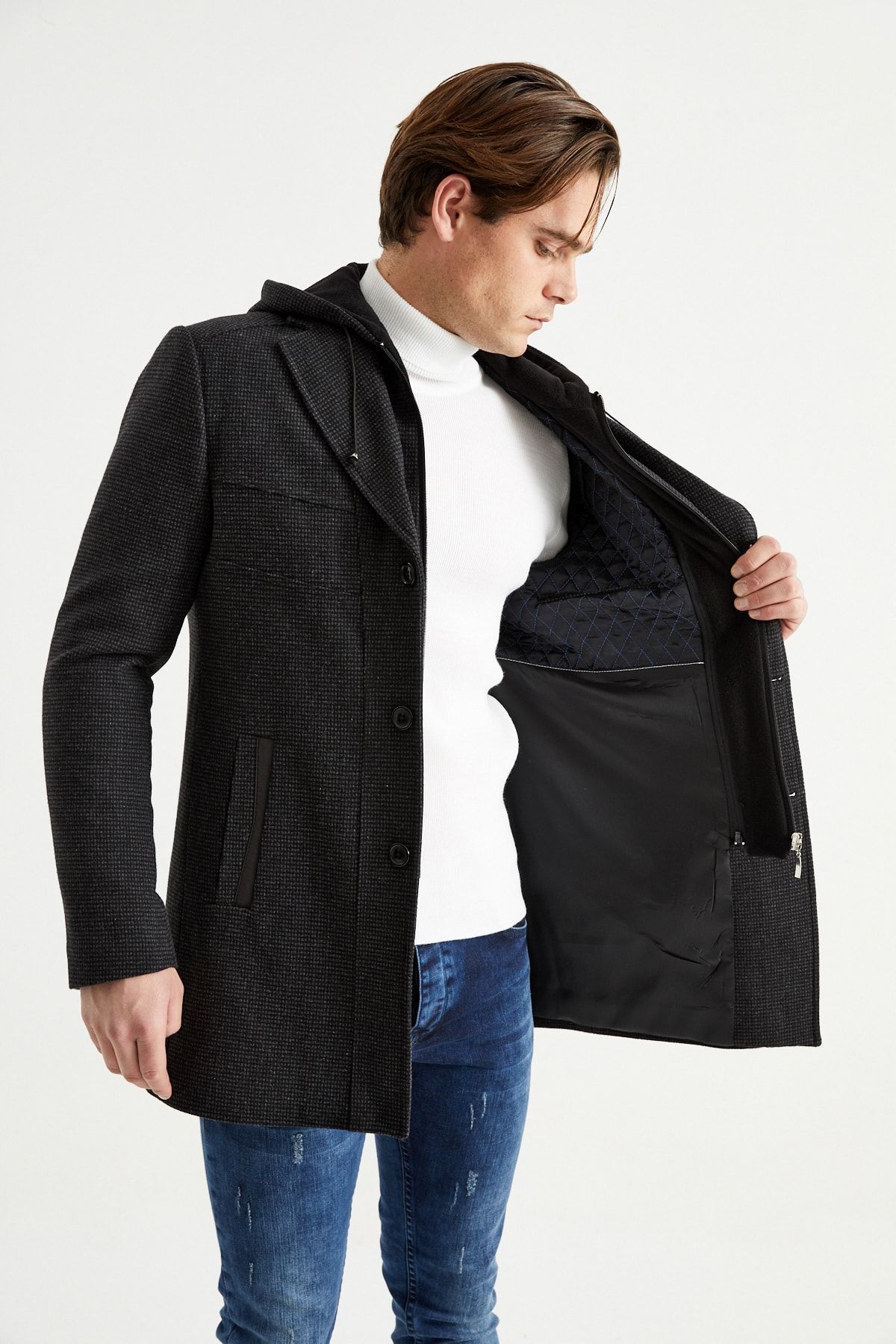 complete the look image