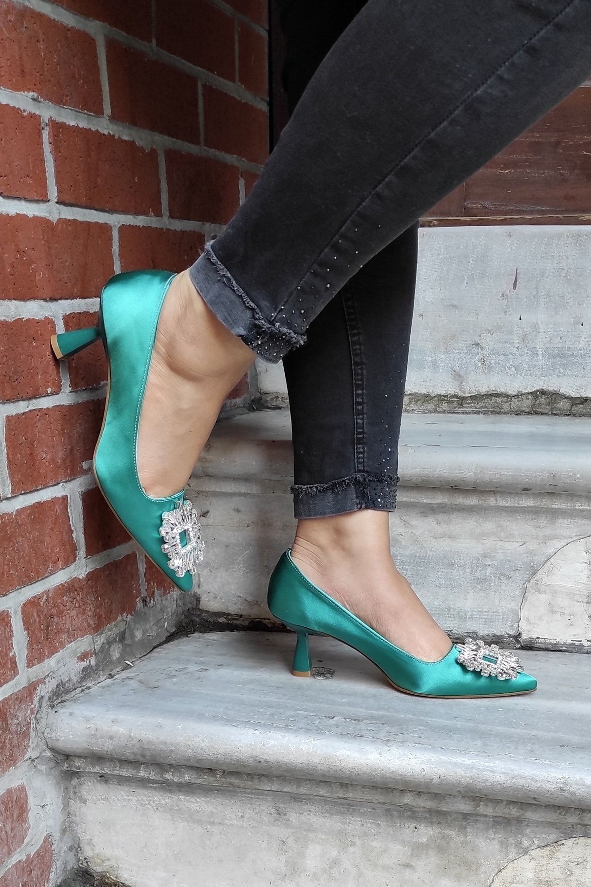 Dark green 2025 satin shoes