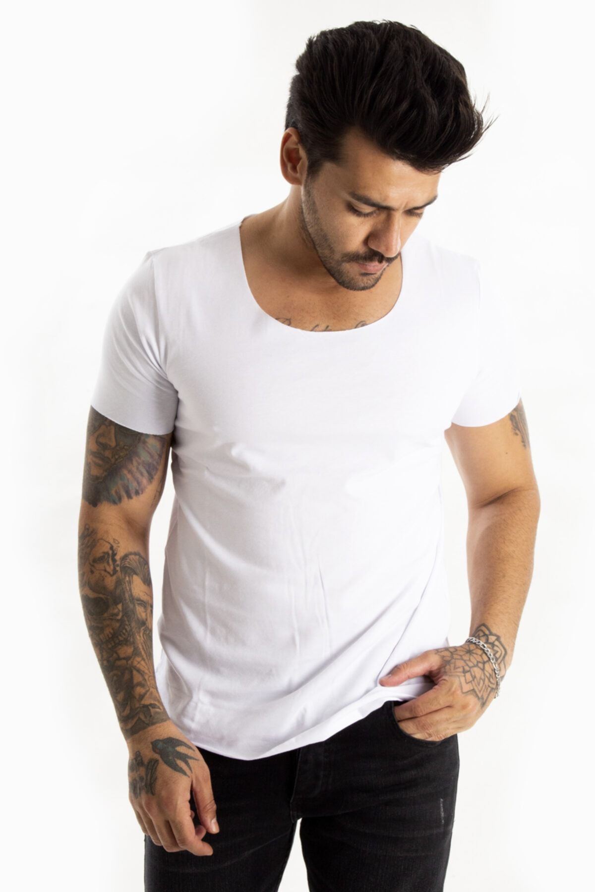 DeepSEA-Tricou alb cu guler lat din Lycra Guler oval Fusta slim Fit Tricou oval cu guler deschis 1801199 2