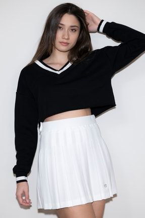 Kadın Siyah Yakası Ve Kolu Şeritli Oversize Crop Sweatshirt 0x8.07