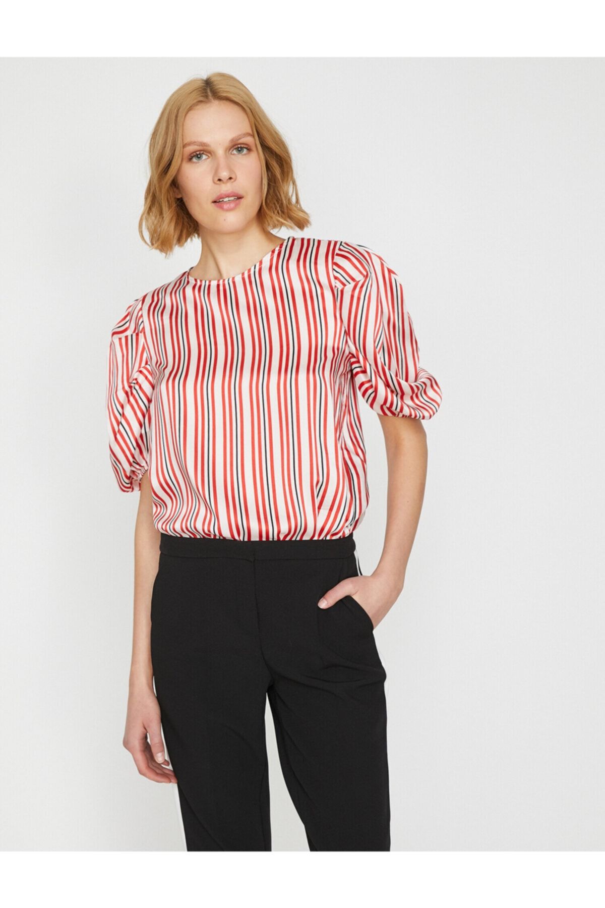 Koton Bluse Rot Regular Fit Fast ausverkauft