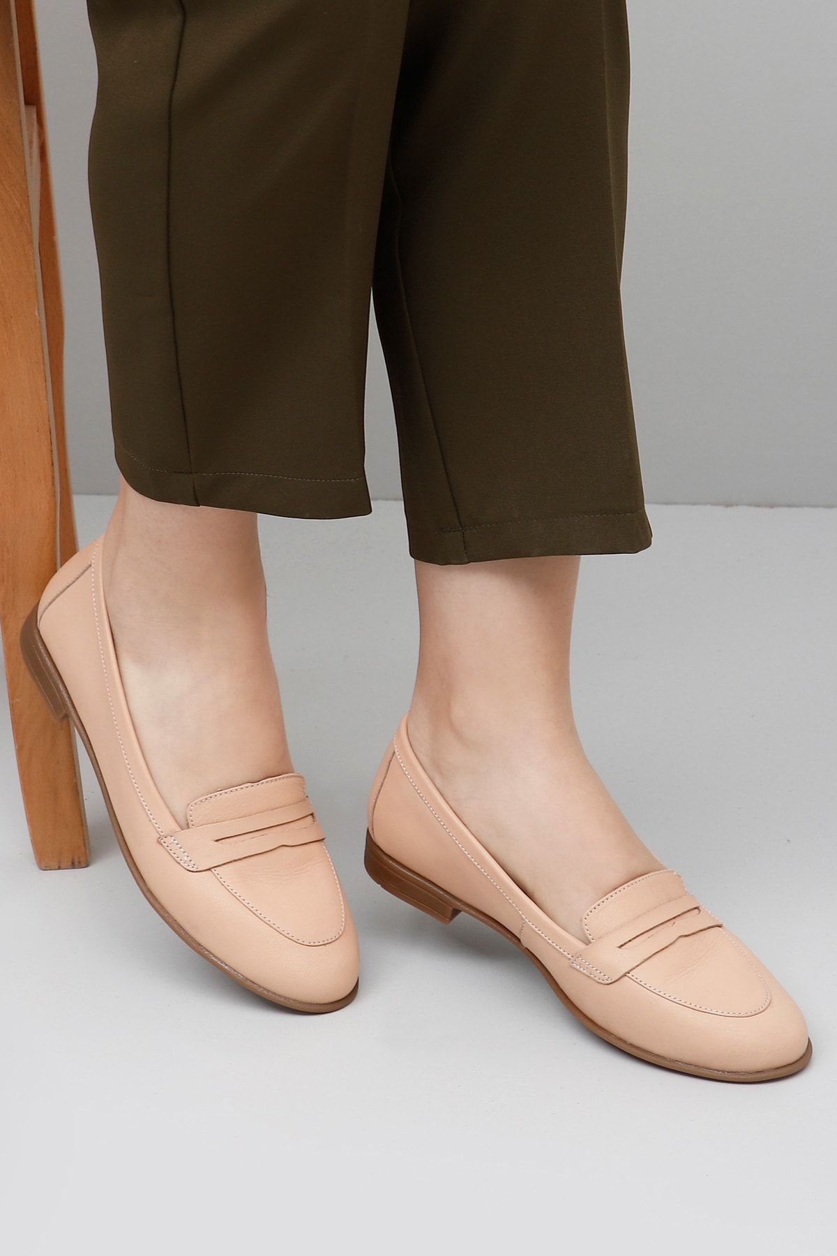 GÖNDERİ(R) Ballerina Beige Flacher Absatz