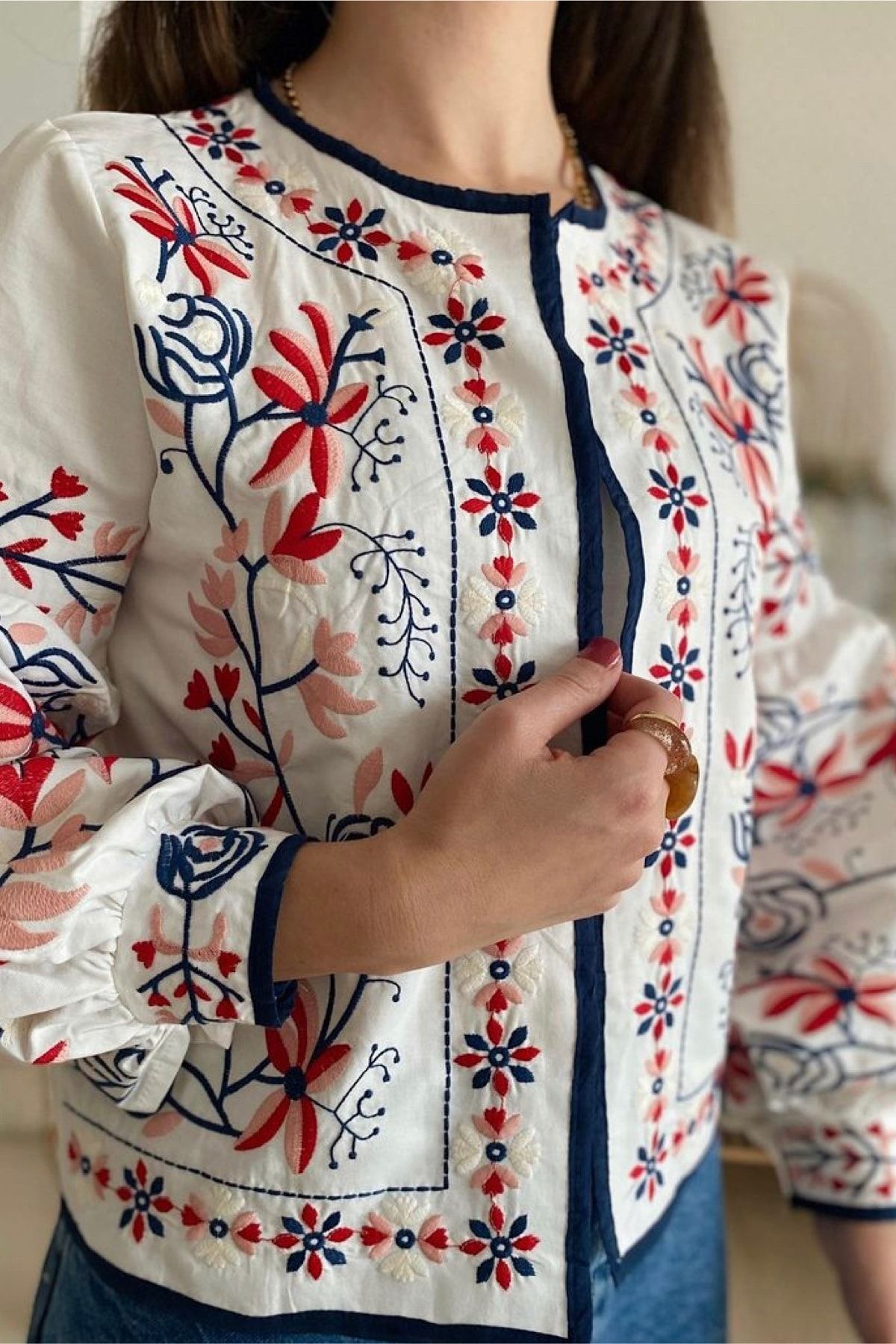 FEMELLE-Women's Embroidered Jacket 3