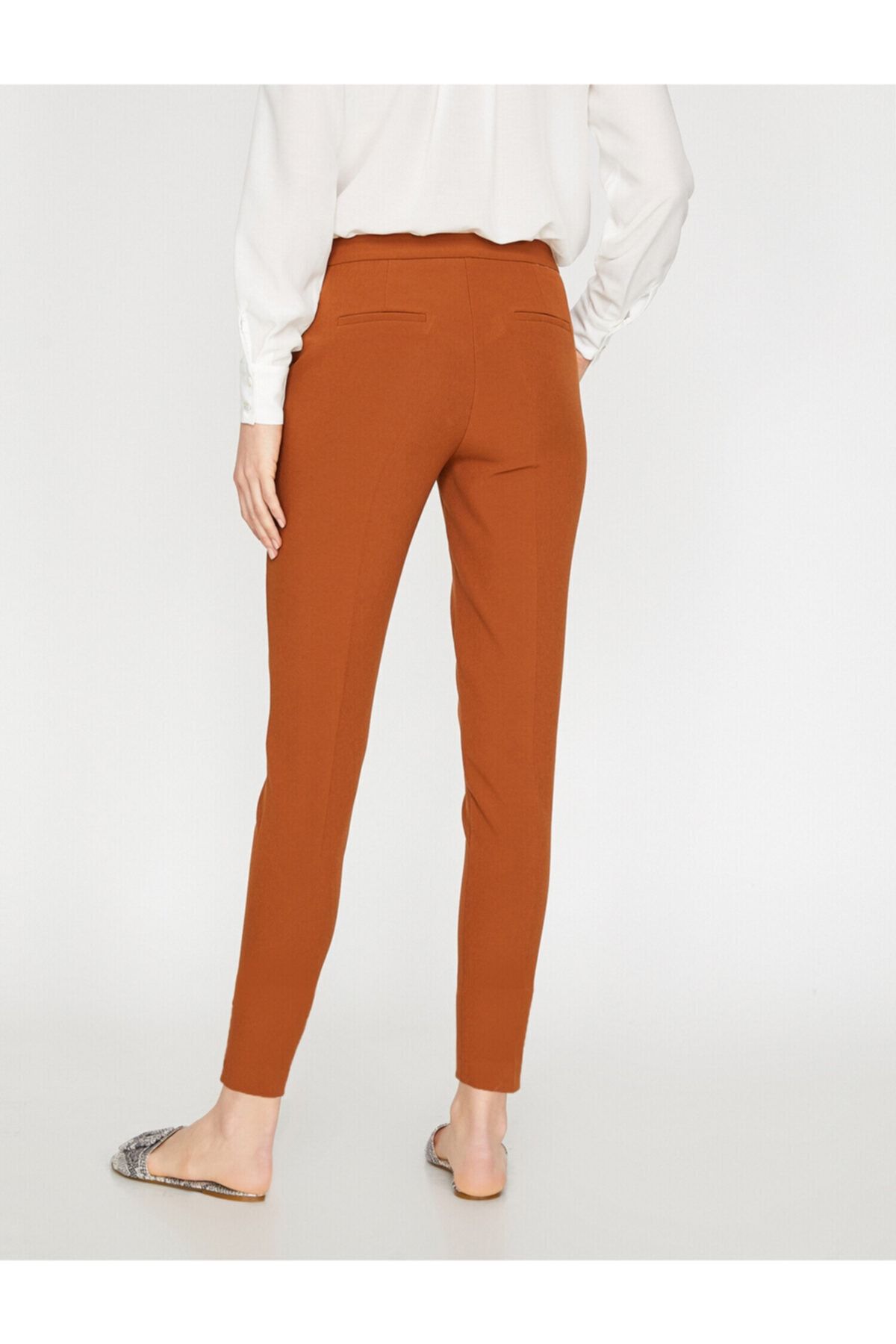 Koton-Pantaloni de damă, maro, cu talie normală, cu buzunare, cu croi subțire 9YAK42622UW 5