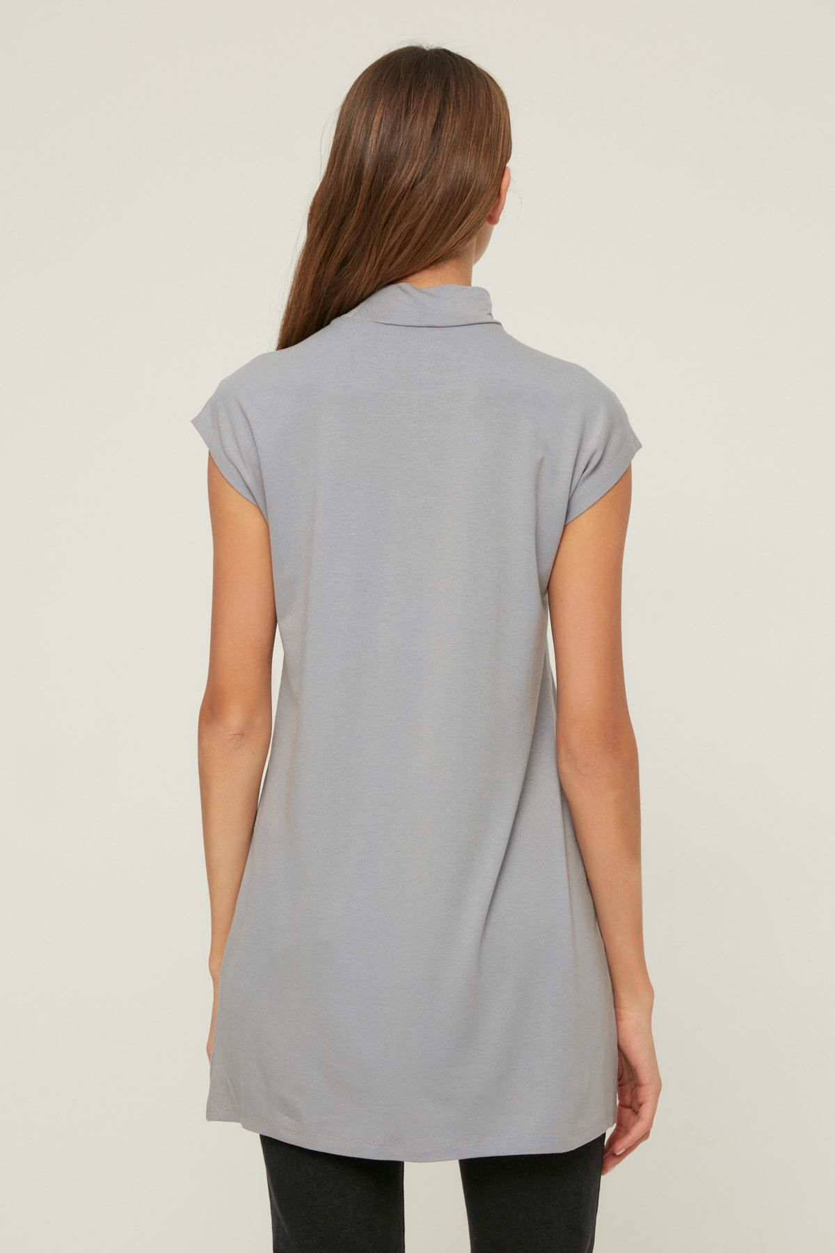 Trendyol Modest-Căptușeală pentru tunică fără mâneci, negru și gri - pachet de 2 TCTSS21UK0033 9
