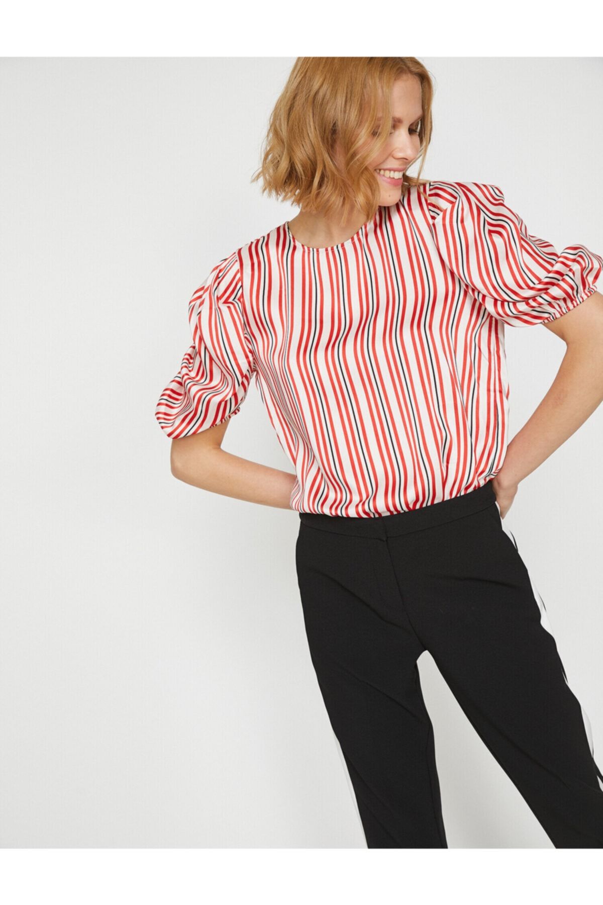Koton Bluse Rot Regular Fit Fast ausverkauft