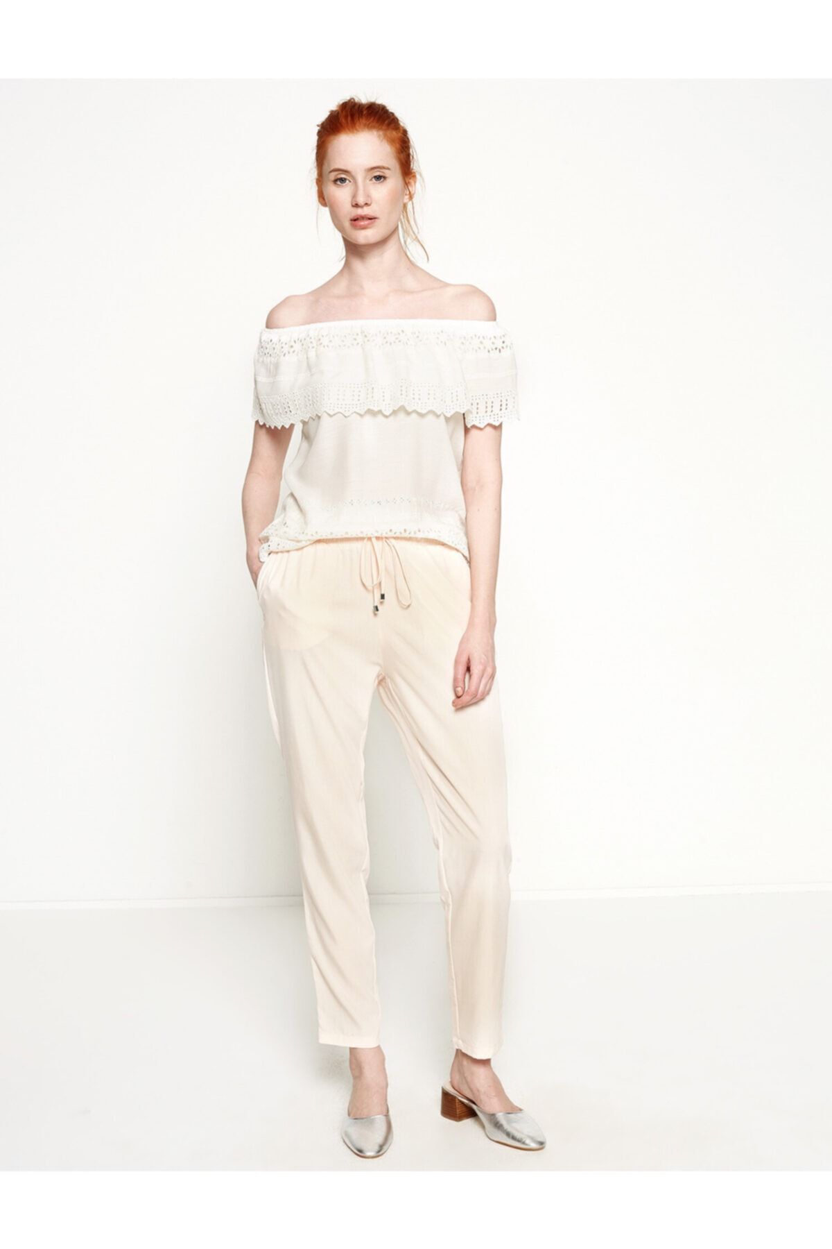 Koton Hose Beige Straight Fast ausverkauft