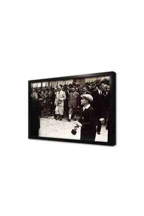 Atatürk Kurmaylarıyla Çerçeveli Cam Tablo CA02238