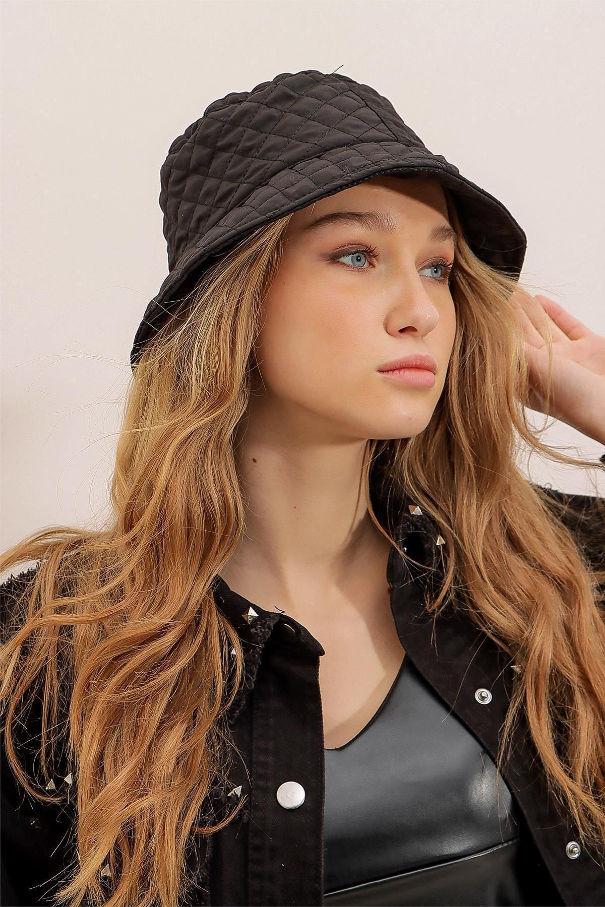 Trend Alaçatı Stili Cap Schwarz Casual Fast ausverkauft