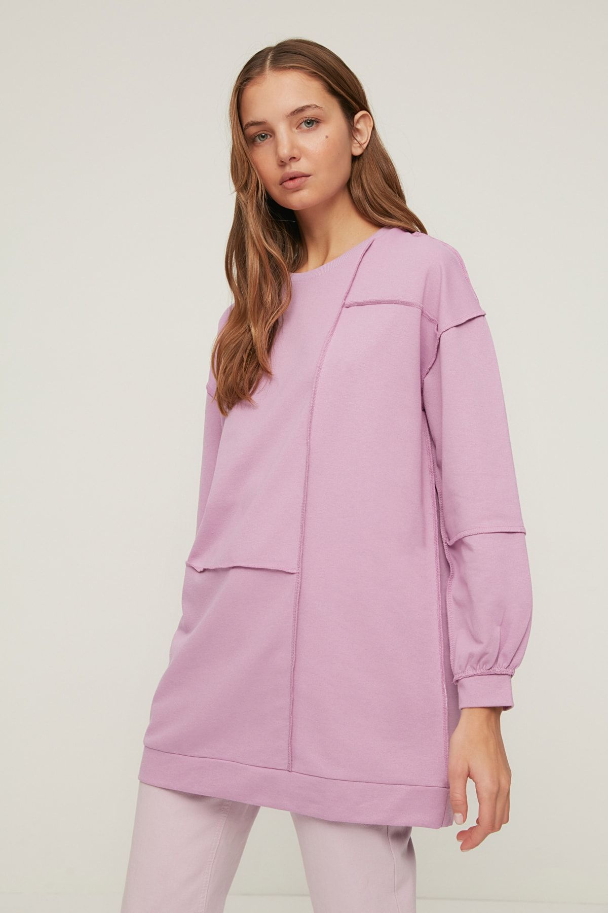 Trendyol Modest Lila Bisiklet Yaka Dikiş Detaylı Örme Sweatshirt TCTSS22TW0002 RN10535