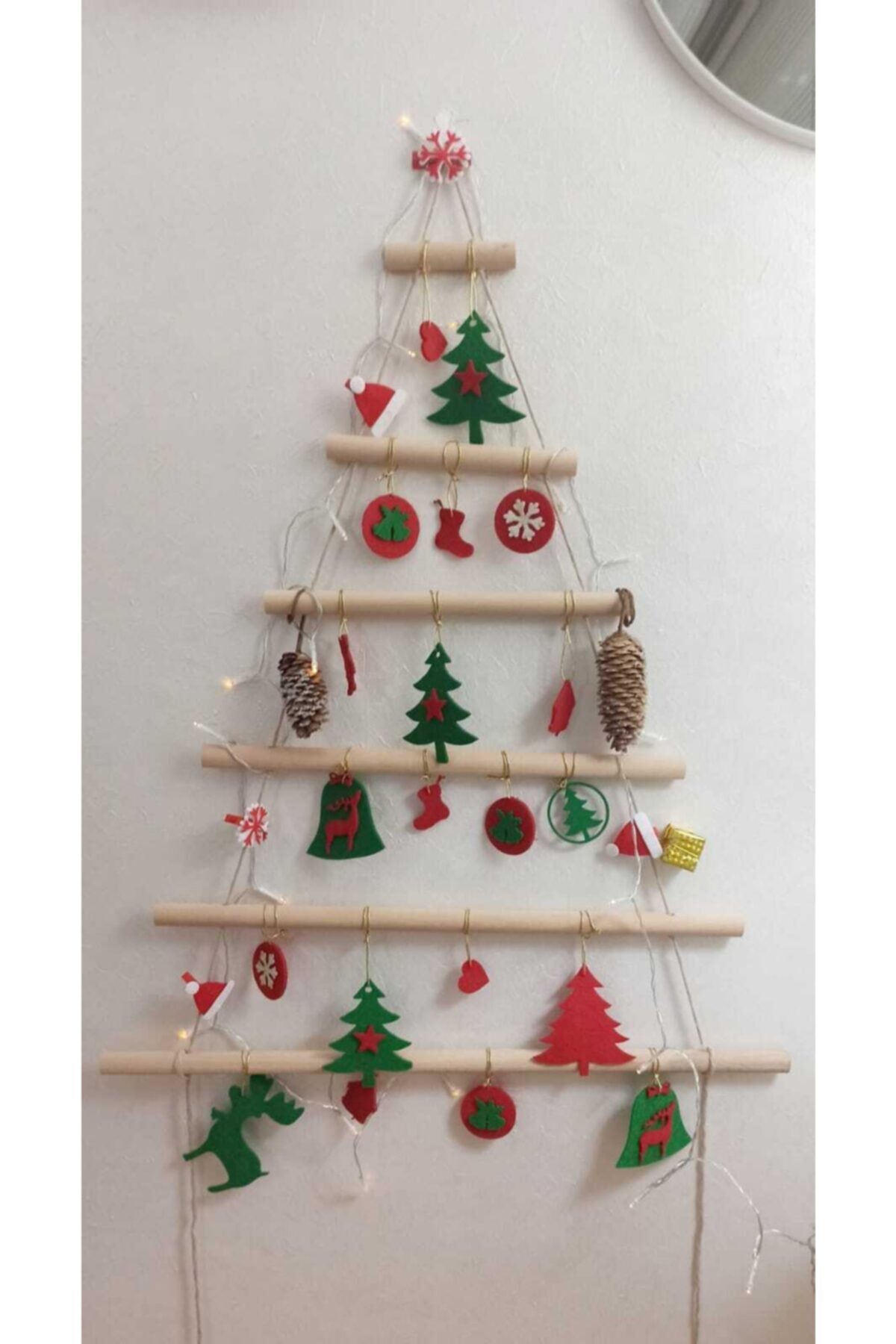 Bade Tasarım Atölyesi Yılbası Lüks Ahşap Çam Ağacı Halatlı 25 Parca Süsleme Dahil Led Hariç