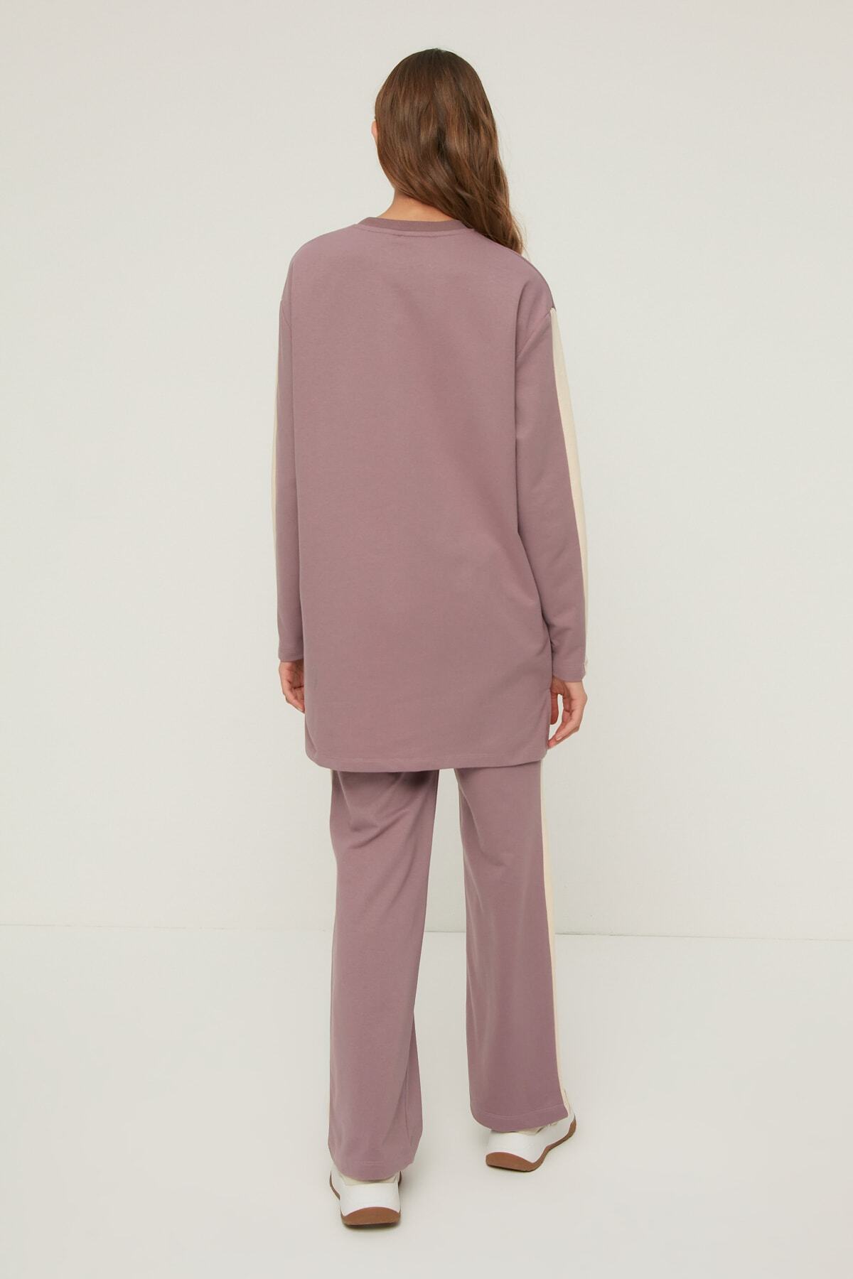 Trendyol Modest-Plum Stripe Detailed Side Slit Knitted Tracksuit Set TCTSS22EN0007 5